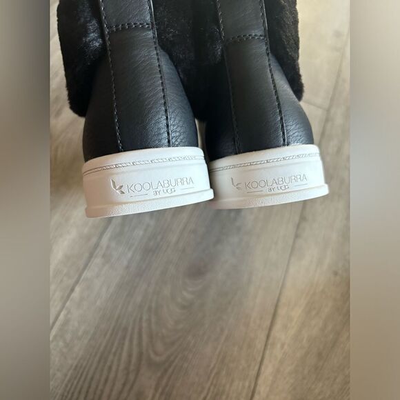 Kookaburra woman’s booties very comfortable and warm - Picture 5 of 5